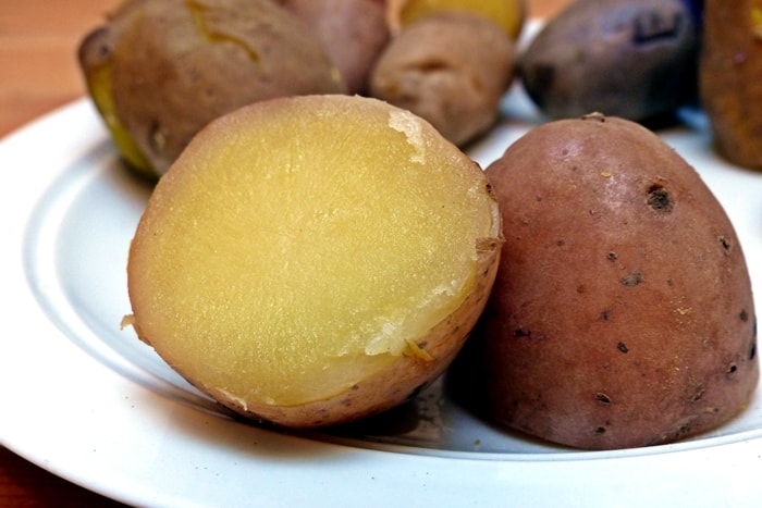 Kartoffelsorten-für-Garten-Desiree